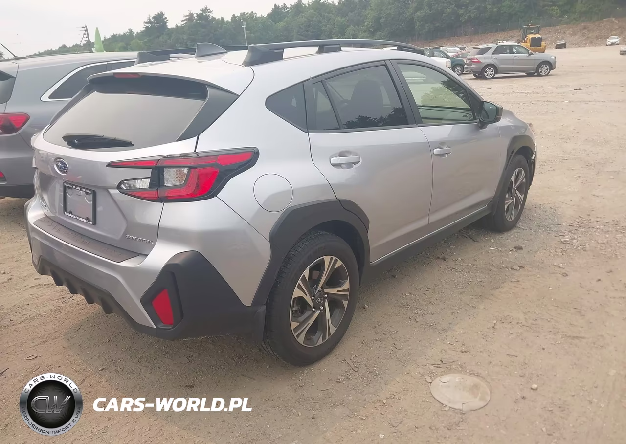 2024 Subaru Crosstrek Premium VIN:JF2GUADC3R8238714 - 4