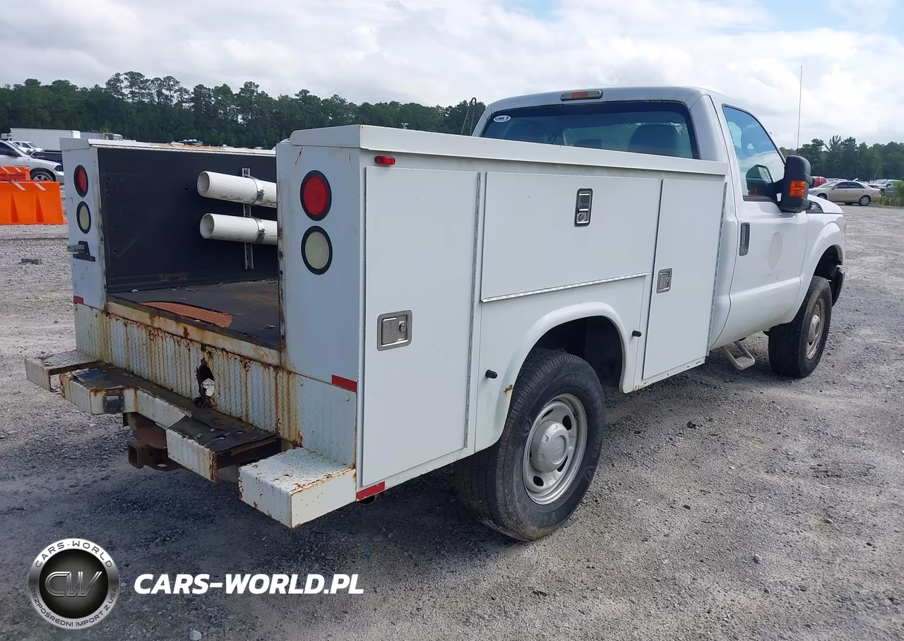 2013 Ford Super Duty F-250 Srw Xl VIN:1FDBF2B6XDEA18580 - 4