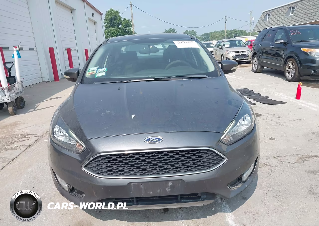 2017 Ford Focus Sel VIN:1FADP3H21HL256927 - 6
