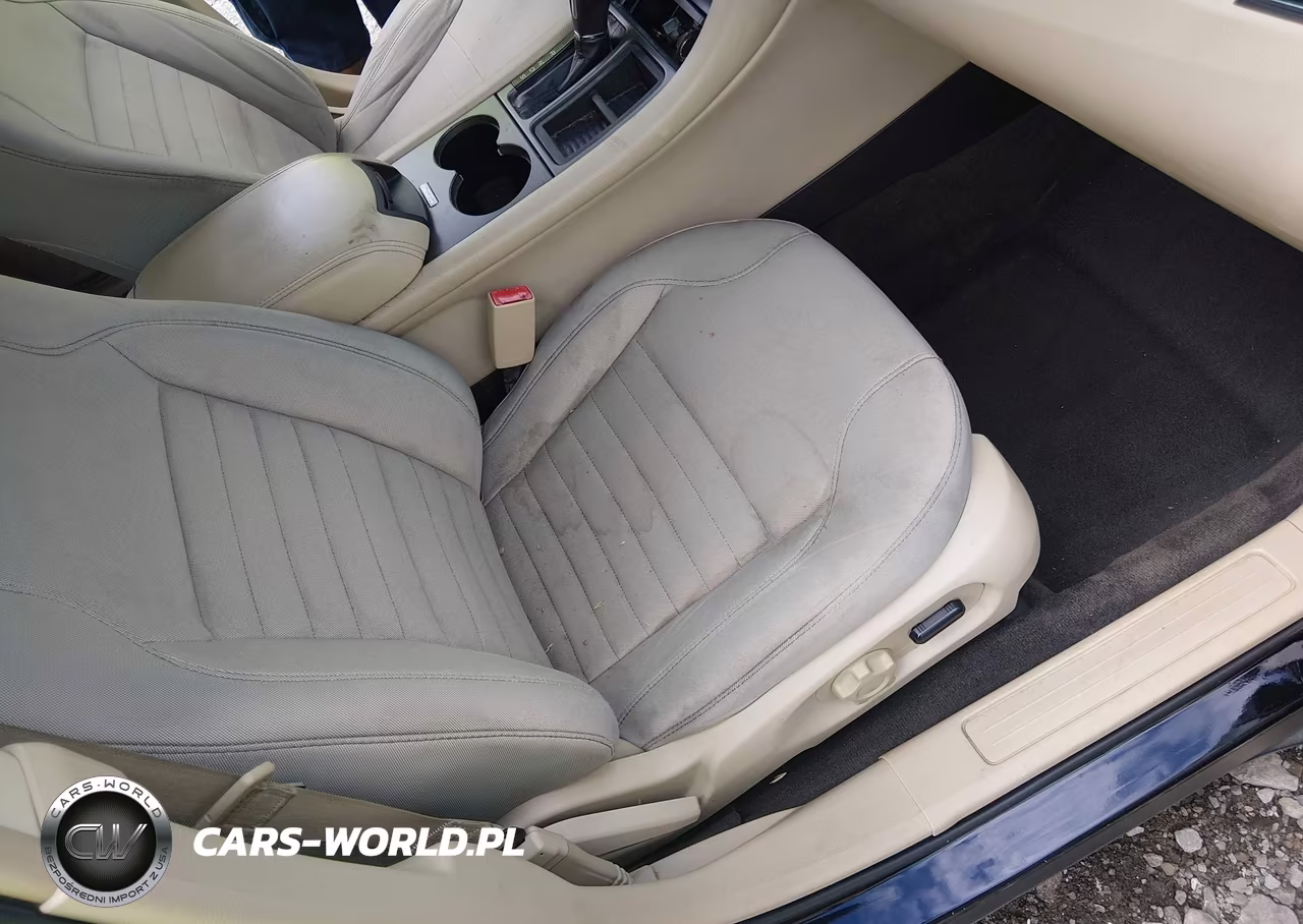 2016 Ford Taurus Se VIN:1FAHP2D85GG104792 - 5