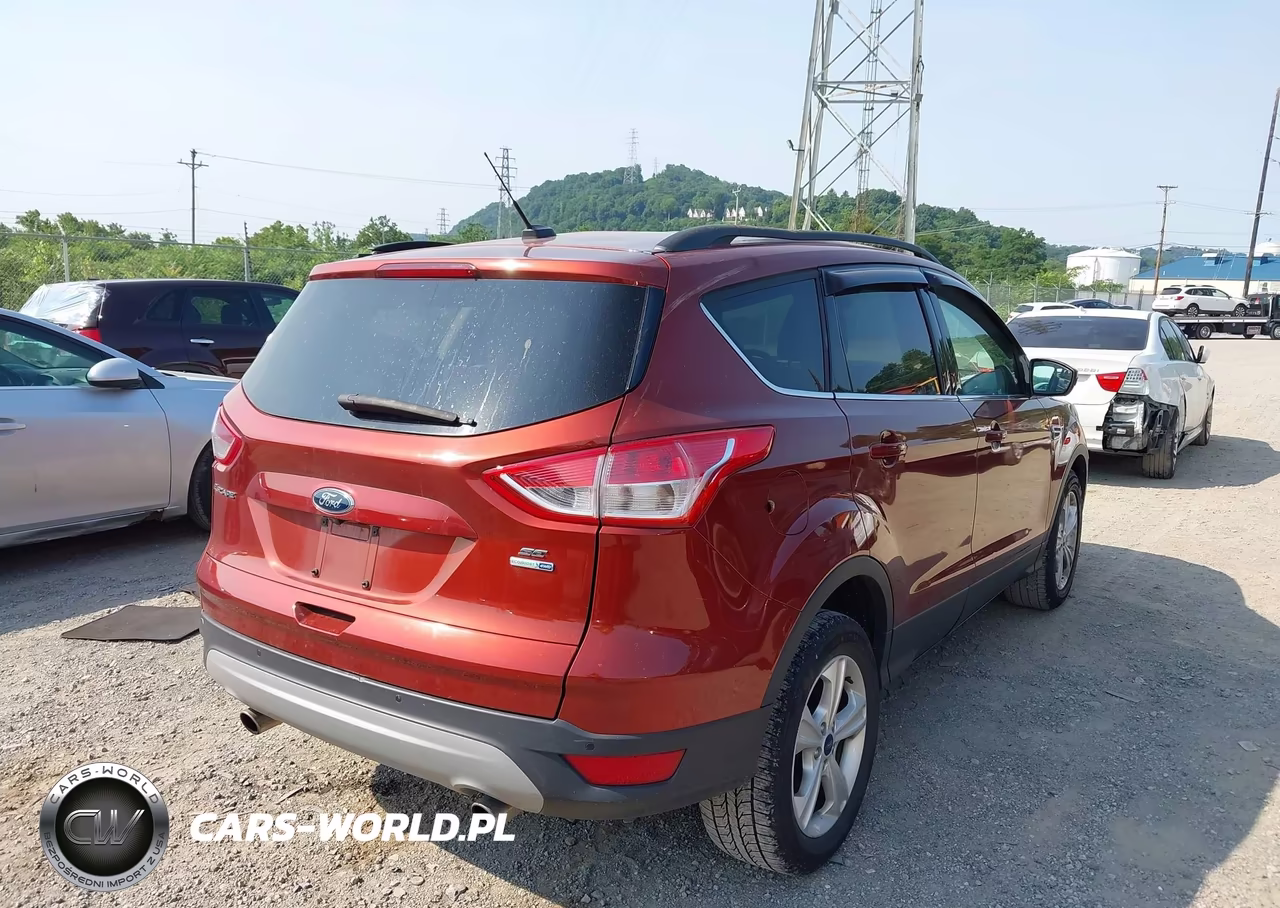 2015 Ford Escape Se VIN:1FMCU9GX5FUC75692 - 4