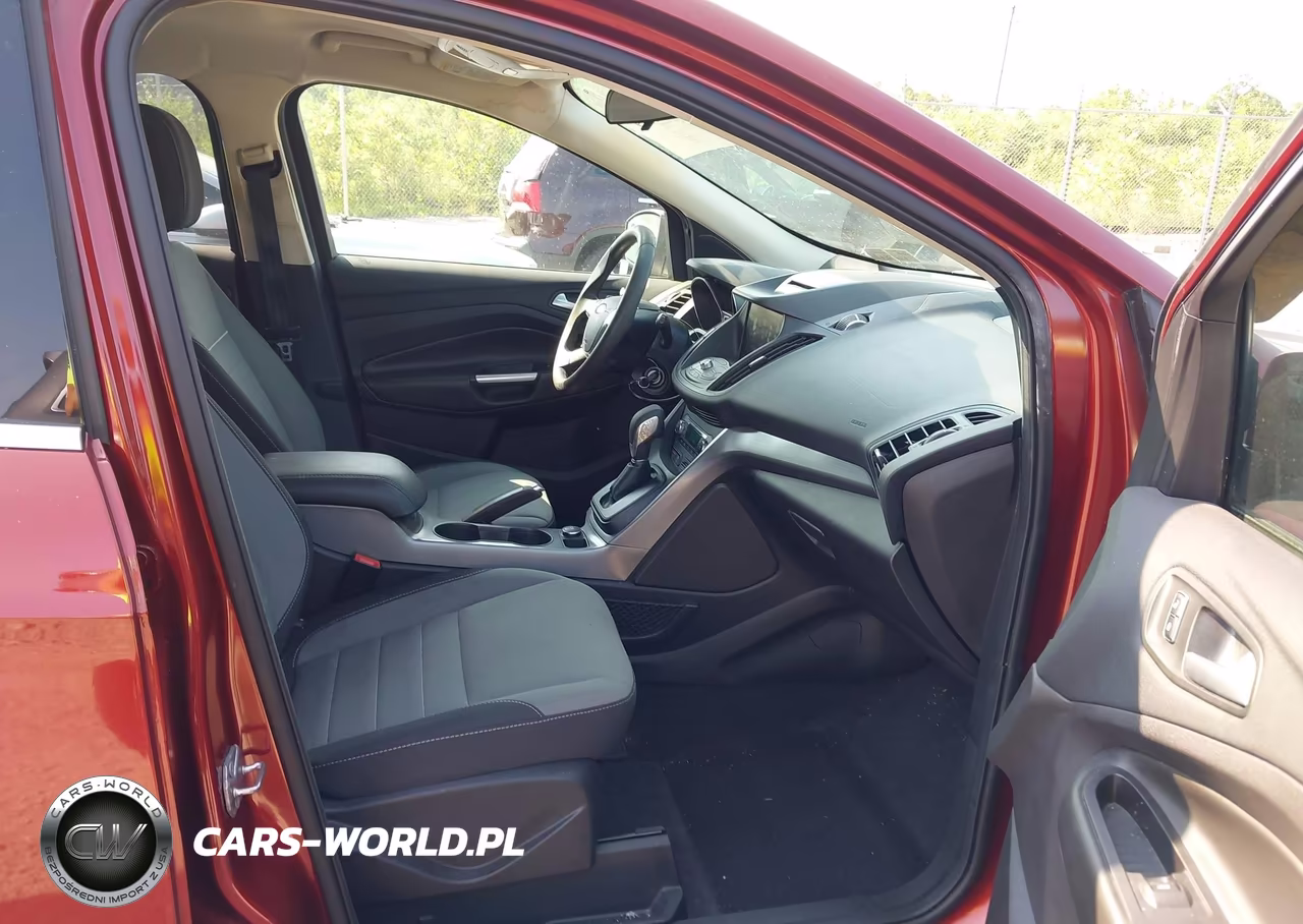 2015 Ford Escape Se VIN:1FMCU9GX5FUC75692 - 5