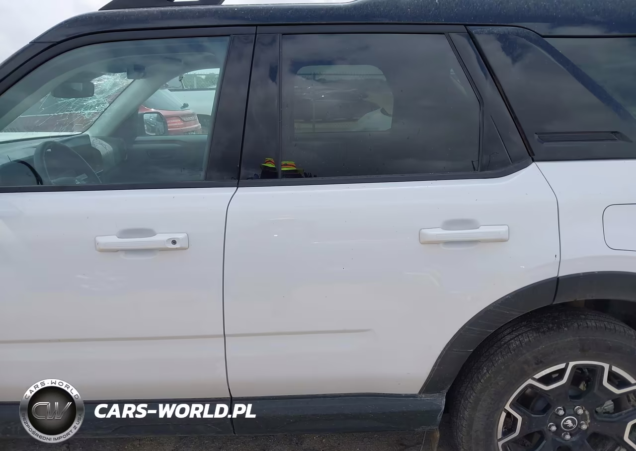 2025 Ford Bronco Sport Outer Banks VIN:3FMCR9CN8SRE49861 - 15