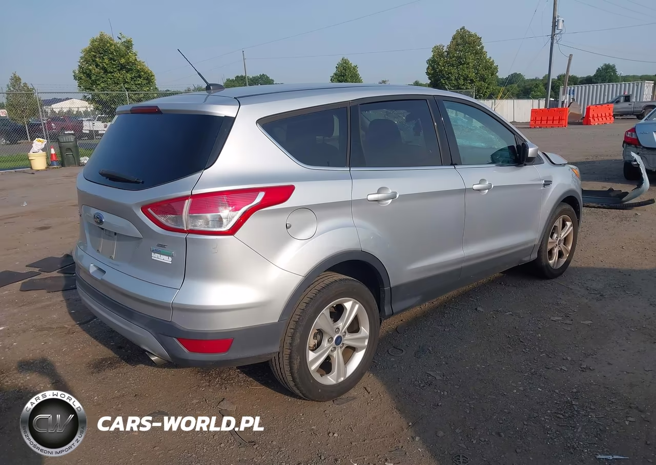 2015 Ford Escape Se VIN:1FMCU0G93FUC90057 - 4