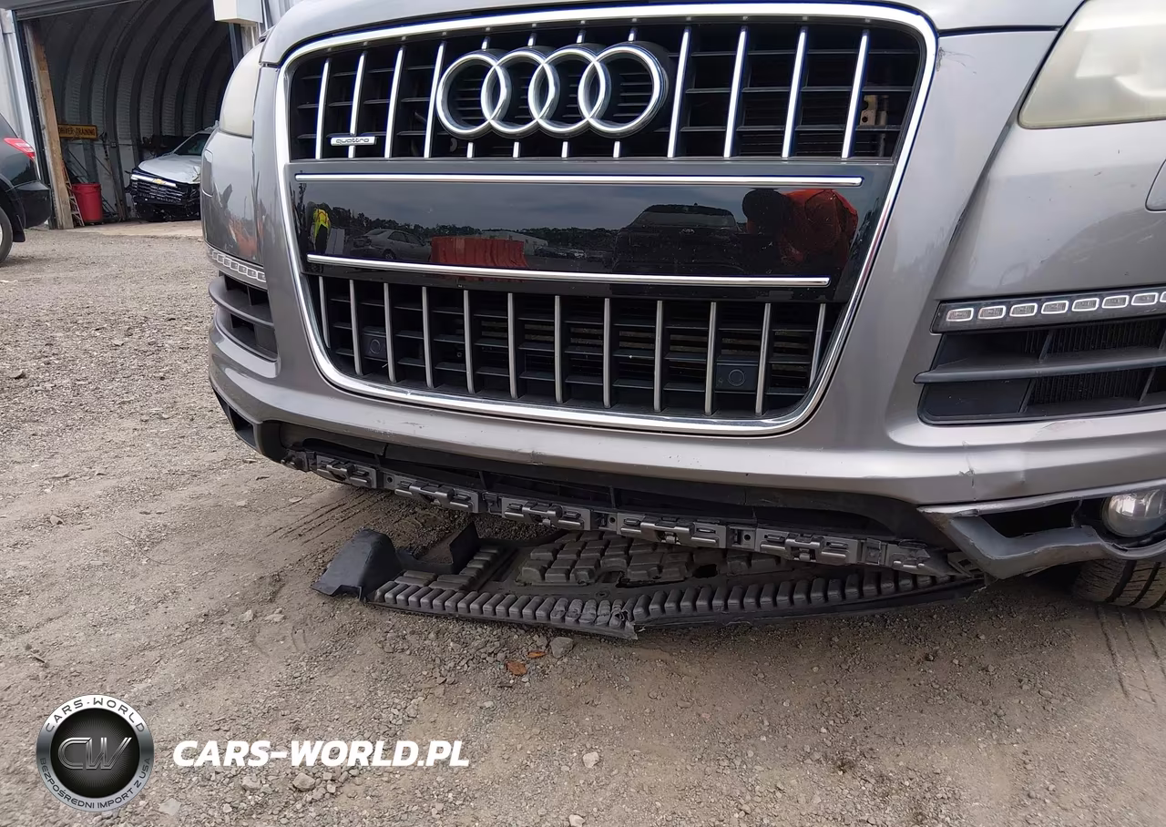 2011 Audi Q7 3.0T Premium VIN:WA1LGAFEXBD010445 - 6