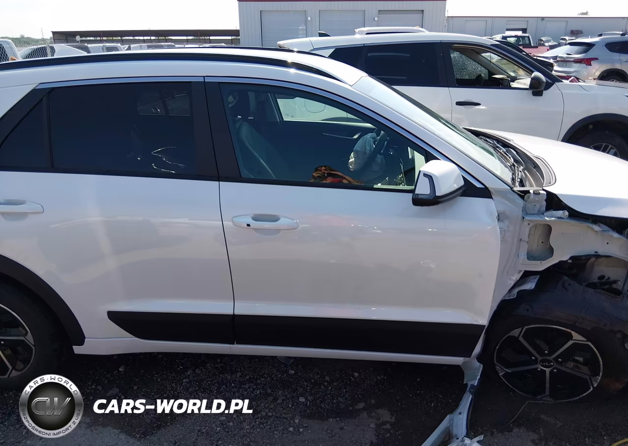 2026 Kia Niro Ex VIN:KNDCR3LE1T5368495 - 13