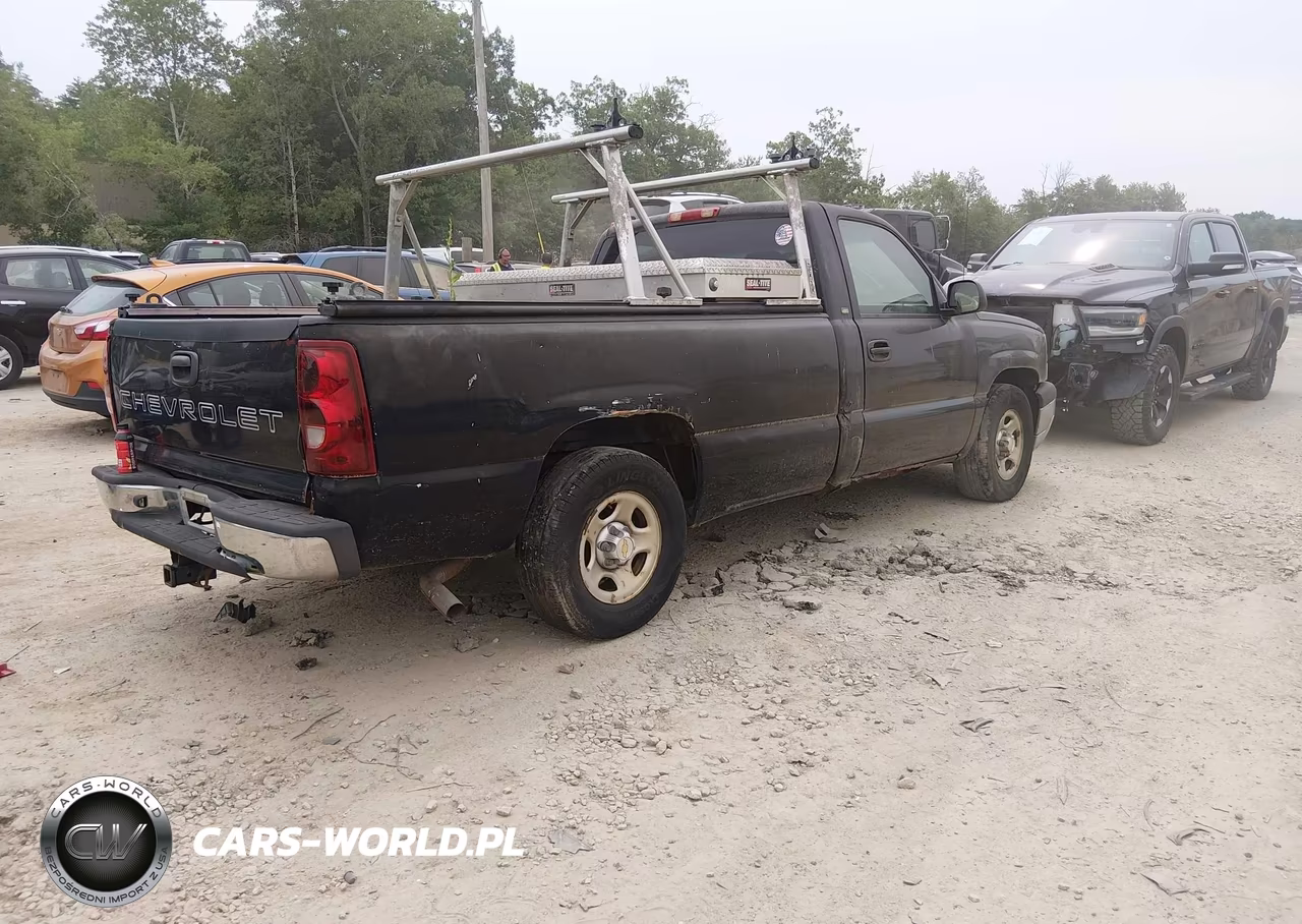 2003 Chevrolet Silverado 1500 VIN:1GCEC14V43E365569 - 4