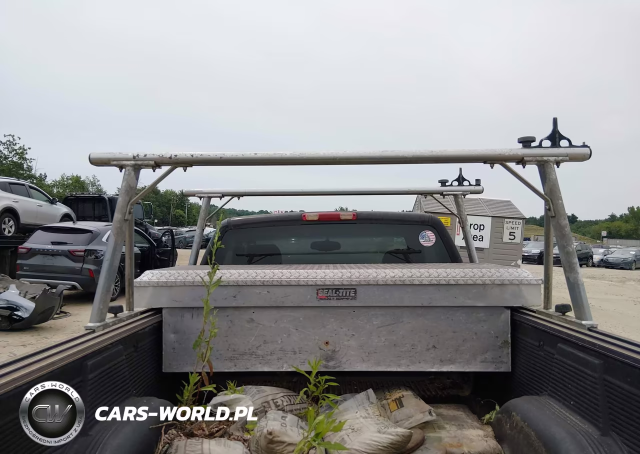 2003 Chevrolet Silverado 1500 VIN:1GCEC14V43E365569 - 8
