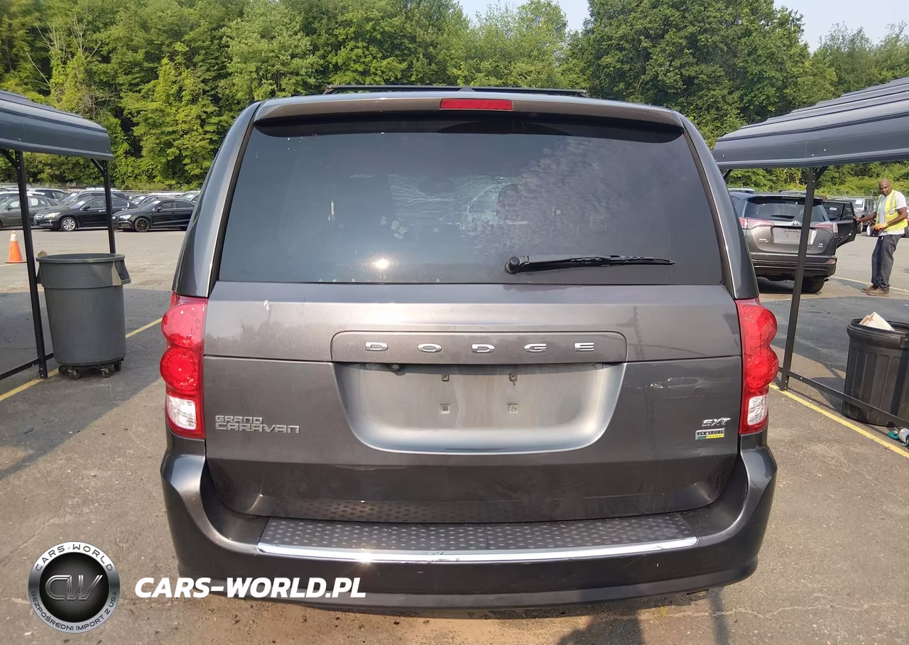 2019 Dodge Grand Caravan Sxt VIN:2C4RDGCG7KR510108 - 17