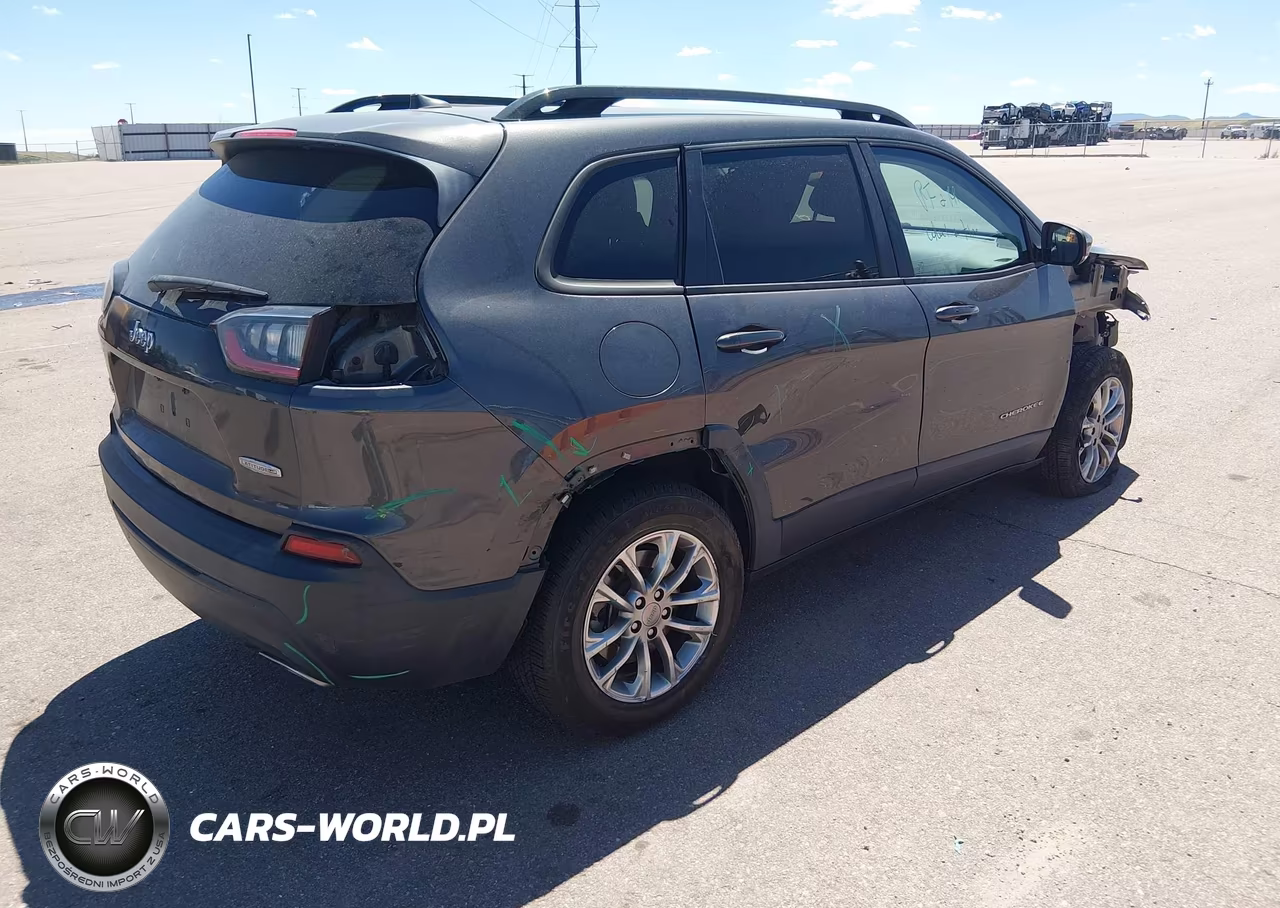2022 Jeep Cherokee Latitude Lux 4X4 VIN:1C4PJMMN4ND525815 - 4