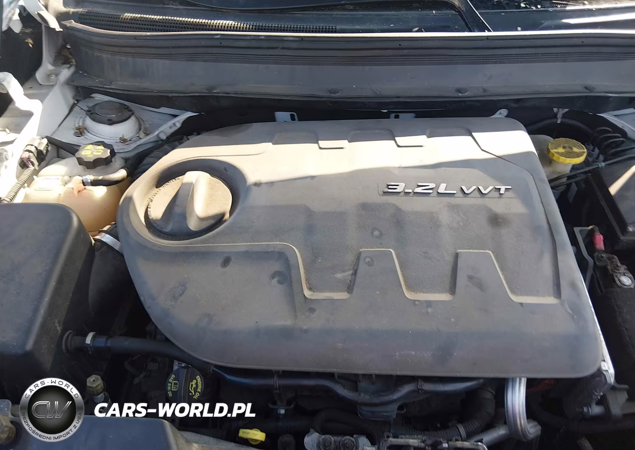 2014 Jeep Cherokee Latitude VIN:1C4PJMCS4EW180880 - 10