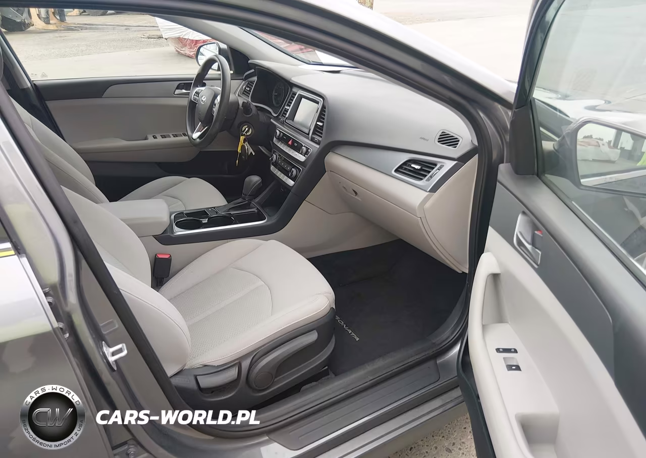 2019 Hyundai Sonata Eco VIN:5NPE24AA3KH775946 - 5