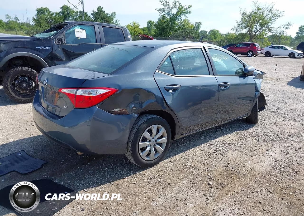 2016 Toyota Corolla Le VIN:2T1BURHE2GC569031 - 4
