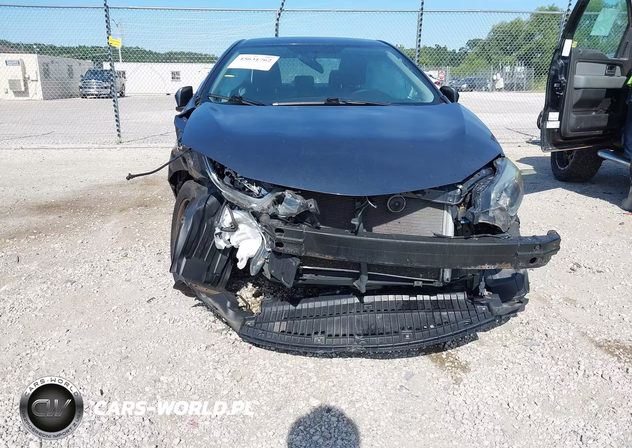 2016 Toyota Corolla Le VIN:2T1BURHE2GC569031 - 6