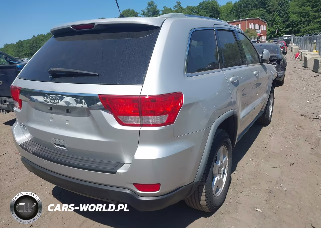 2012 Jeep Grand Cherokee Laredo VIN:1C4RJFAG4CC222403 - 4