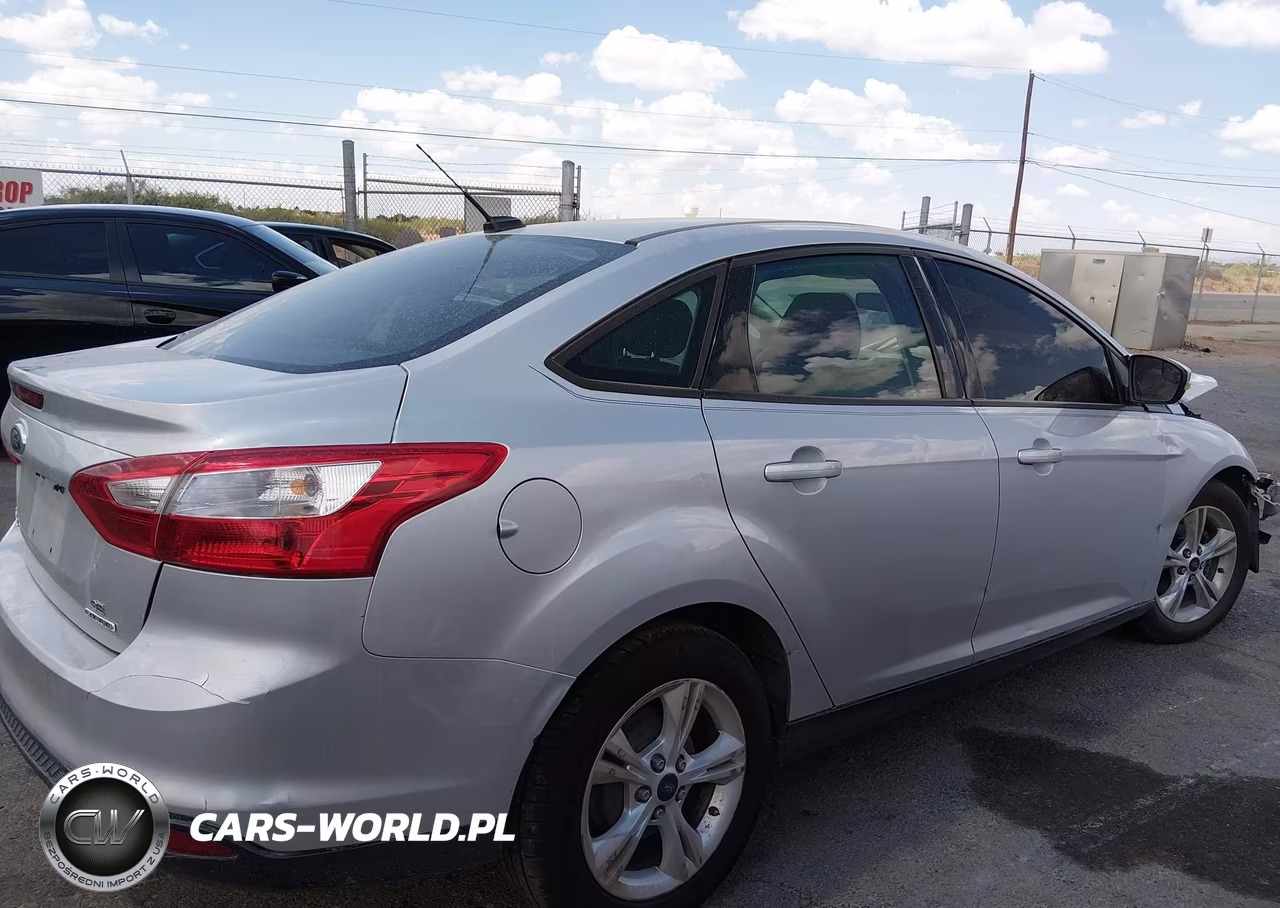 2014 Ford Focus Se VIN:1FADP3F2XEL330277 - 13