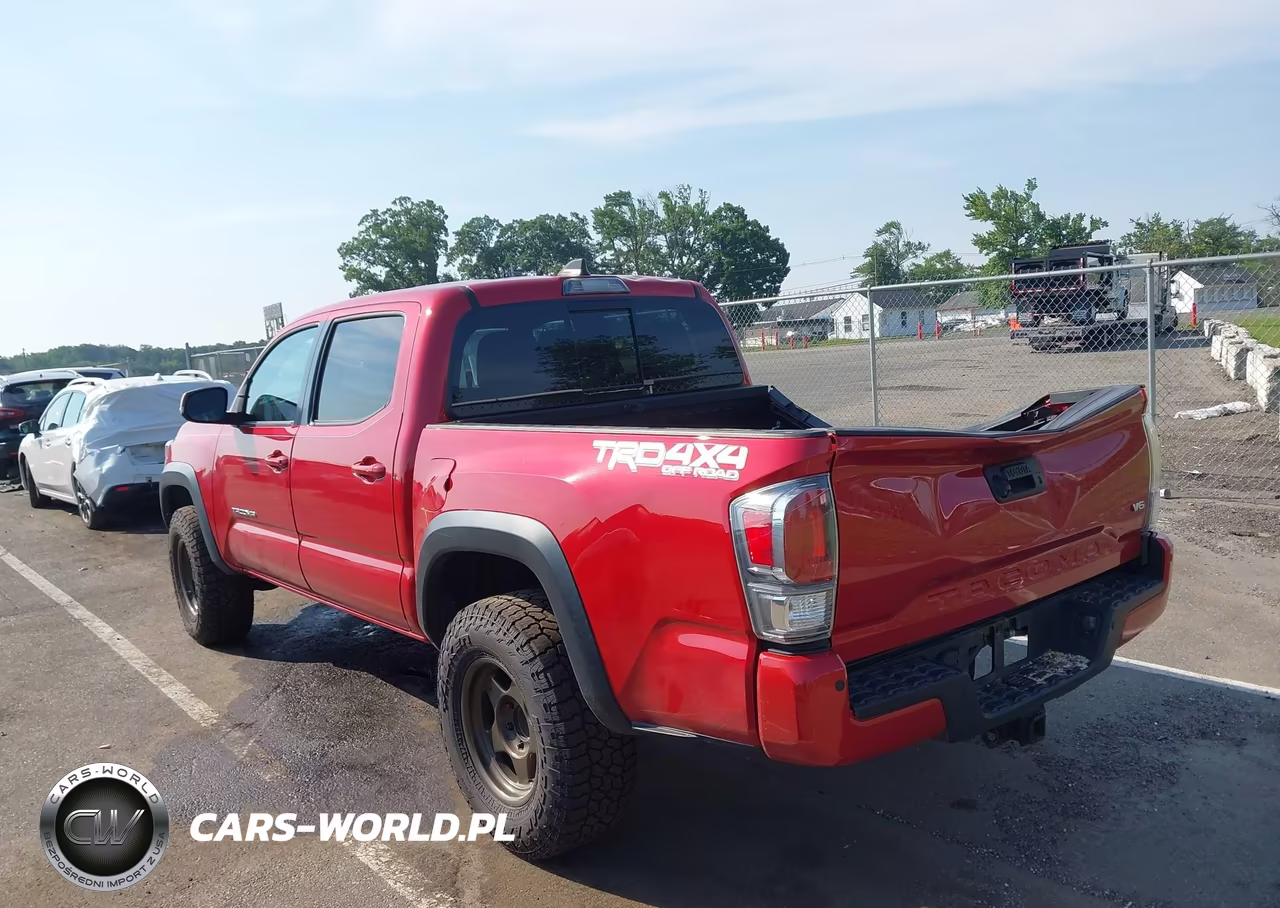 2020 Toyota Tacoma Trd Off-Road VIN:5TFCZ5AN7LX231130 - 3