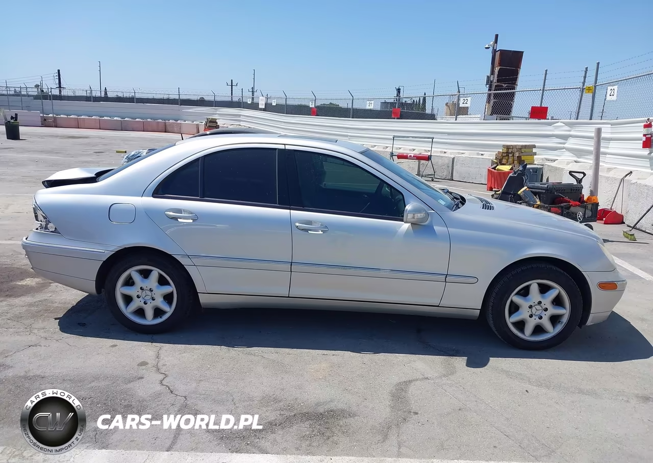2002 Mercedes-Benz C 240 VIN:WDBRF61J72E002770 - 13