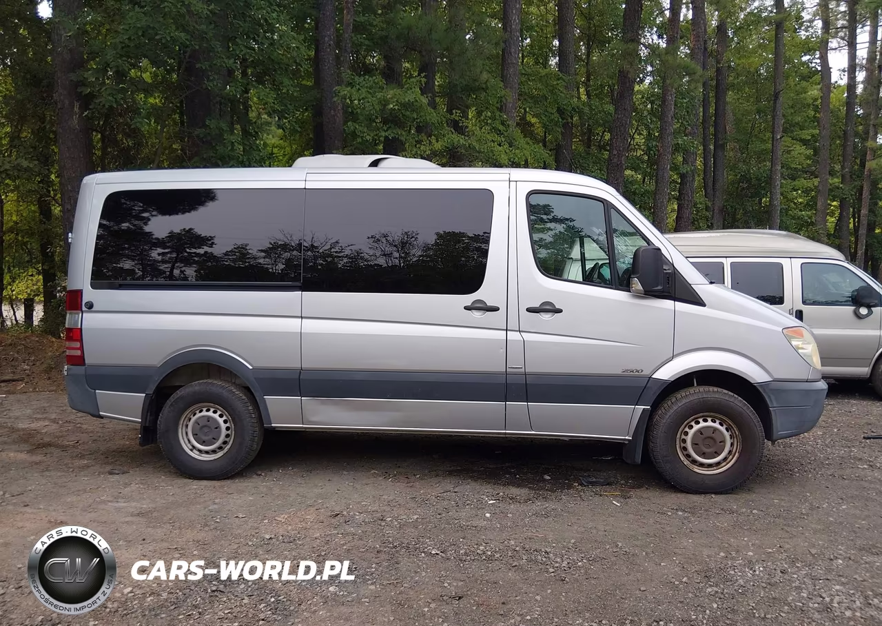2011 Mercedes-Benz Sprinter 2500 Normal Roof VIN:WDZPE7CC7B5553846 - 13