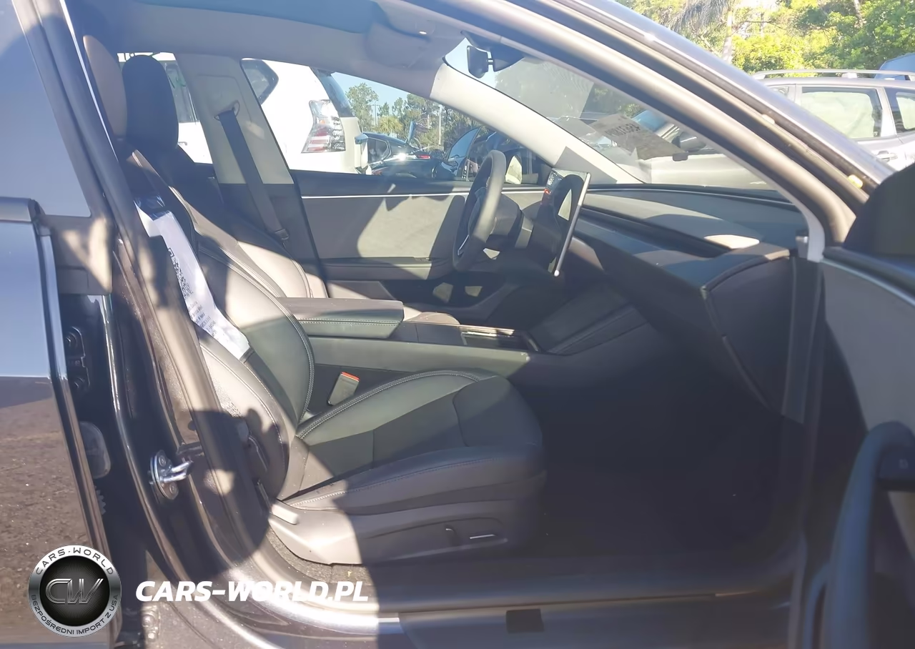 2025 Tesla Model 3 Long Range Rear-Wheel Drive-Standard Rear-Wheel Drive VIN:5YJ3E1EAXSF045246 - 5