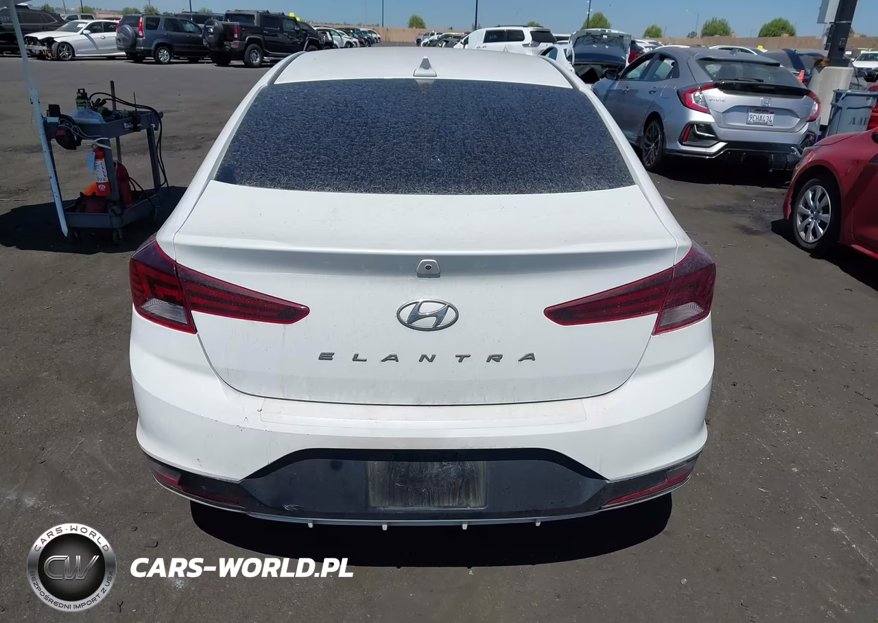 2020 Hyundai Elantra Value Edition VIN:5NPD84LFXLH599014 - 16