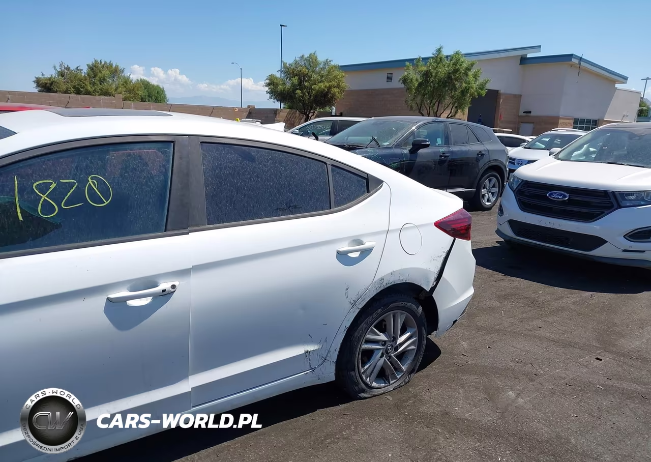 2020 Hyundai Elantra Value Edition VIN:5NPD84LFXLH599014 - 6