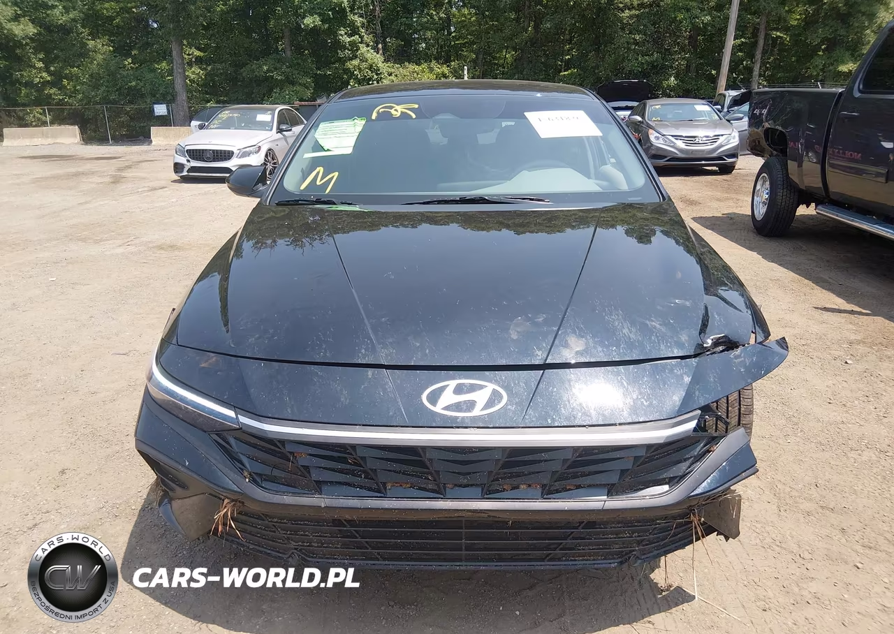 2026 Hyundai Elantra Sel Sport VIN:KMHLM4DG3TU199442 - 12