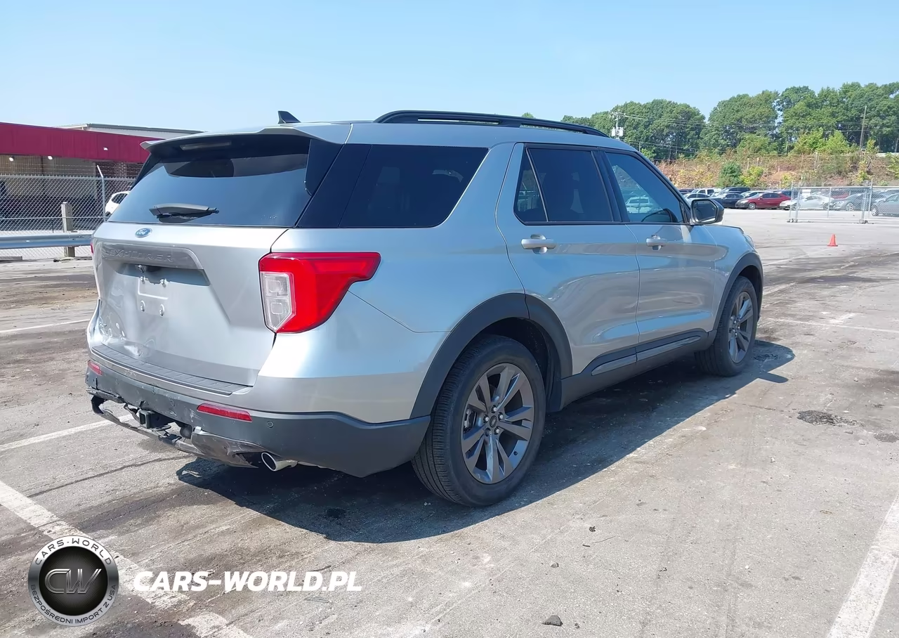 2022 Ford Explorer Xlt VIN:1FMSK7DHXNGC41070 - 4