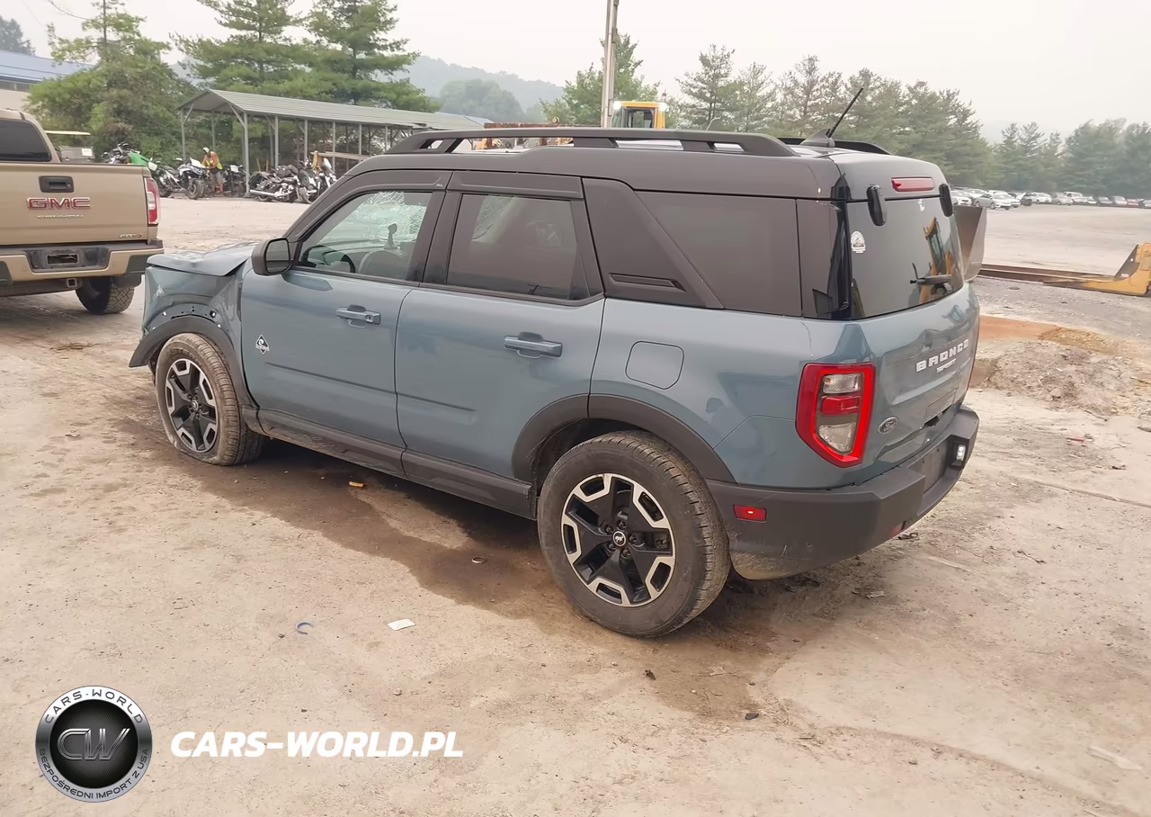 2022 Ford Bronco Sport Outer Banks VIN:3FMCR9C6XNRD96707 - 3