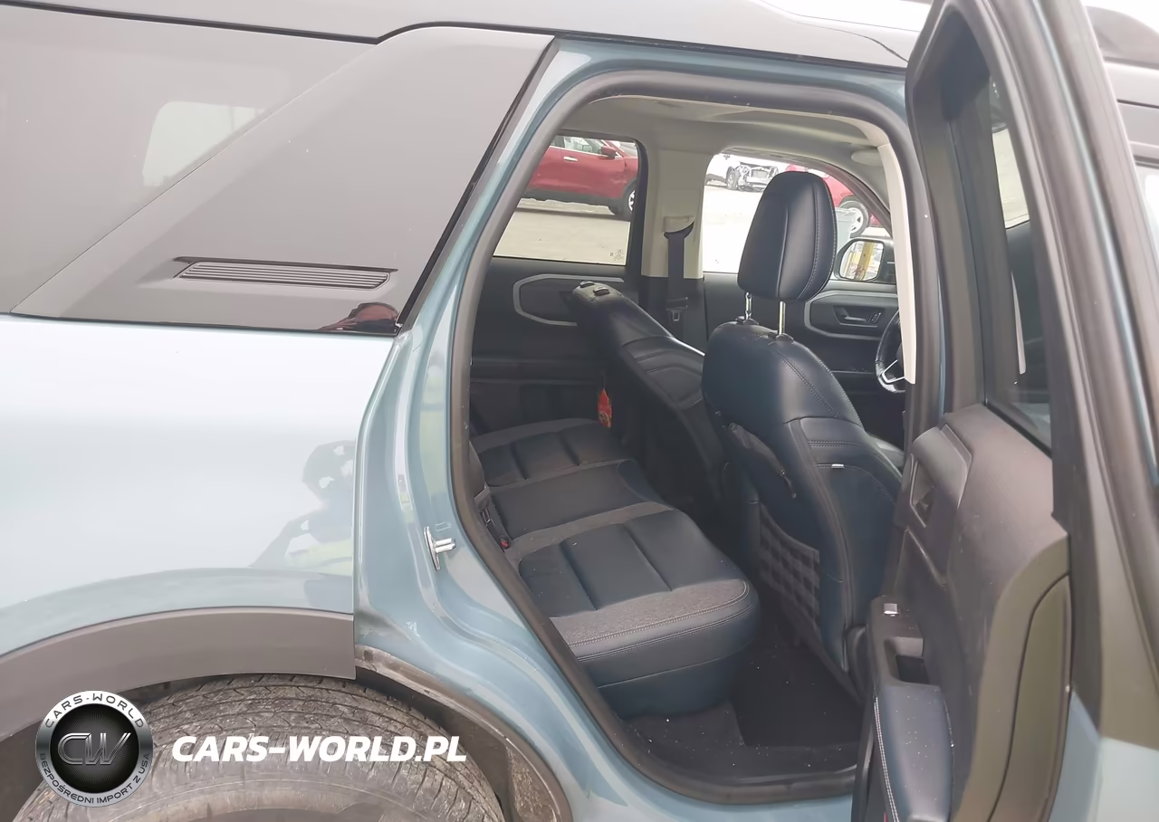 2022 Ford Bronco Sport Outer Banks VIN:3FMCR9C6XNRD96707 - 8