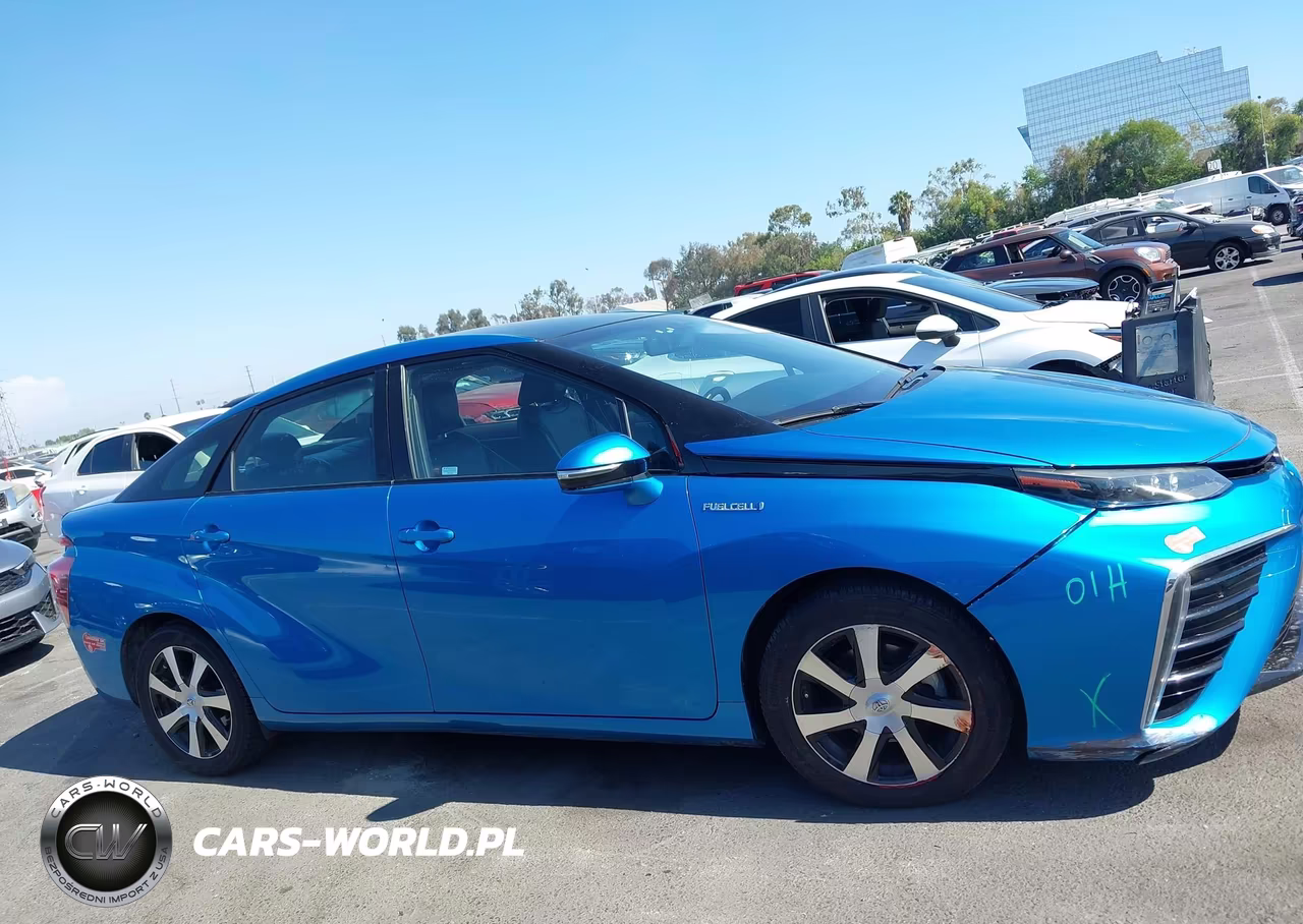 2018 Toyota Mirai VIN:JTDBVRBDXJA004681 - 13