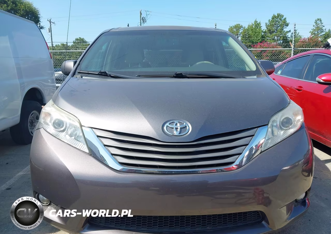 2011 Toyota Sienna Xle V6 VIN:5TDYK3DC1BS166823 - 12