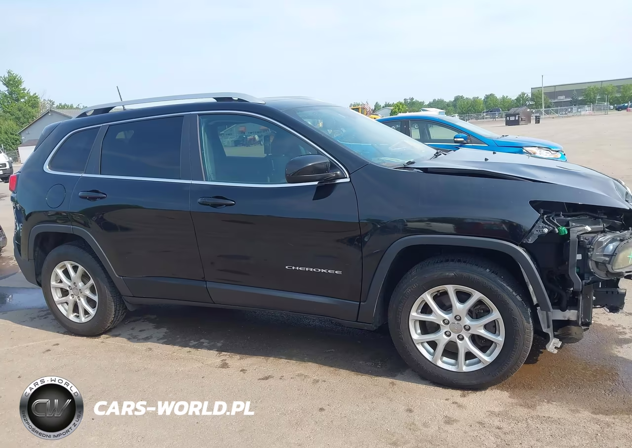 2017 Jeep Cherokee Latitude VIN:1C4PJMCB2HD217697 - 14