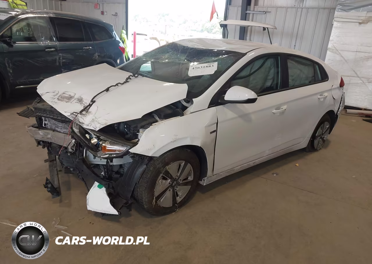 2017 Hyundai Ioniq Hybrid Blue VIN:KMHC65LCXHU026779 - 2