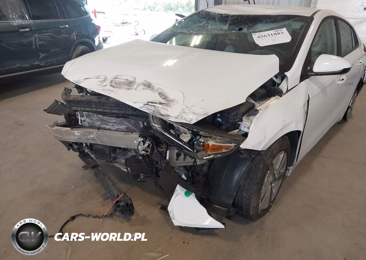 2017 Hyundai Ioniq Hybrid Blue VIN:KMHC65LCXHU026779 - 6