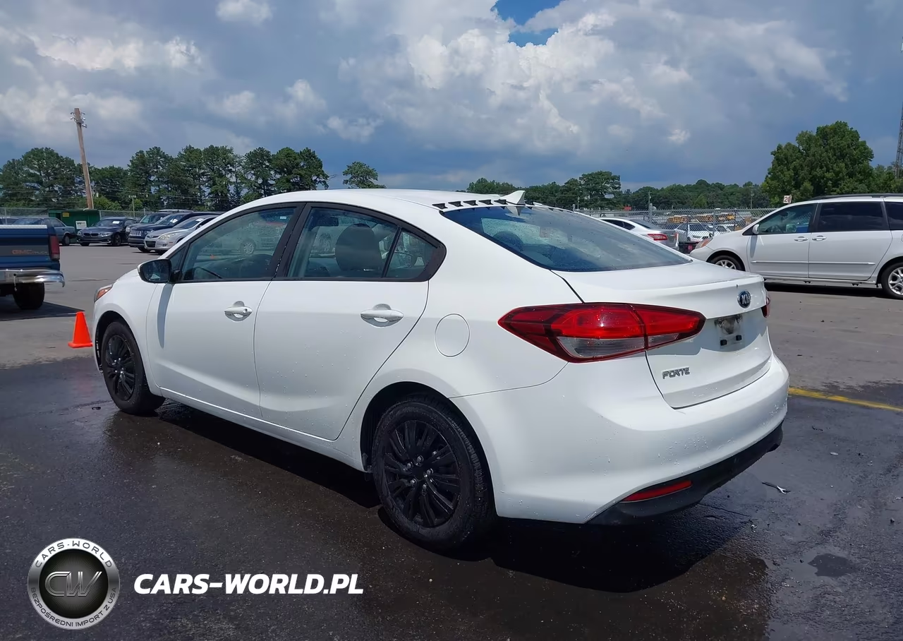 2017 Kia Forte Lx VIN:3KPFK4A71HE120108 - 3
