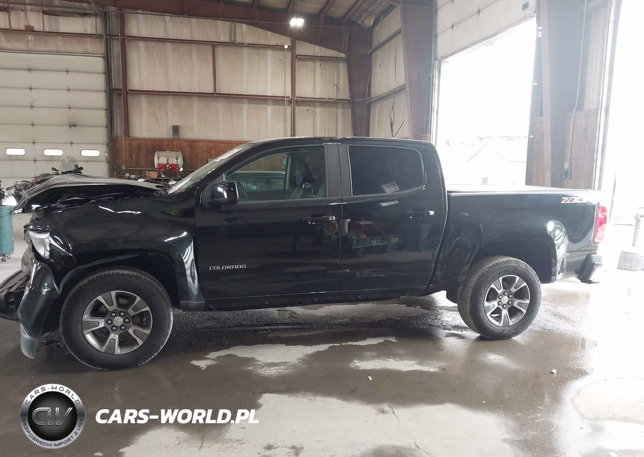2019 Chevrolet Colorado Z71 VIN:1GCGTDEN1K1285631 - 14
