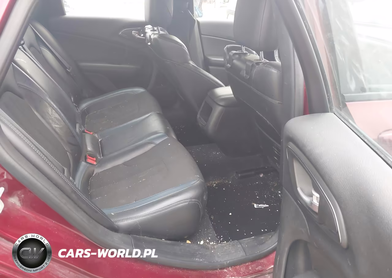 2015 Chrysler 200 S VIN:1C3CCCBGXFN518178 - 8