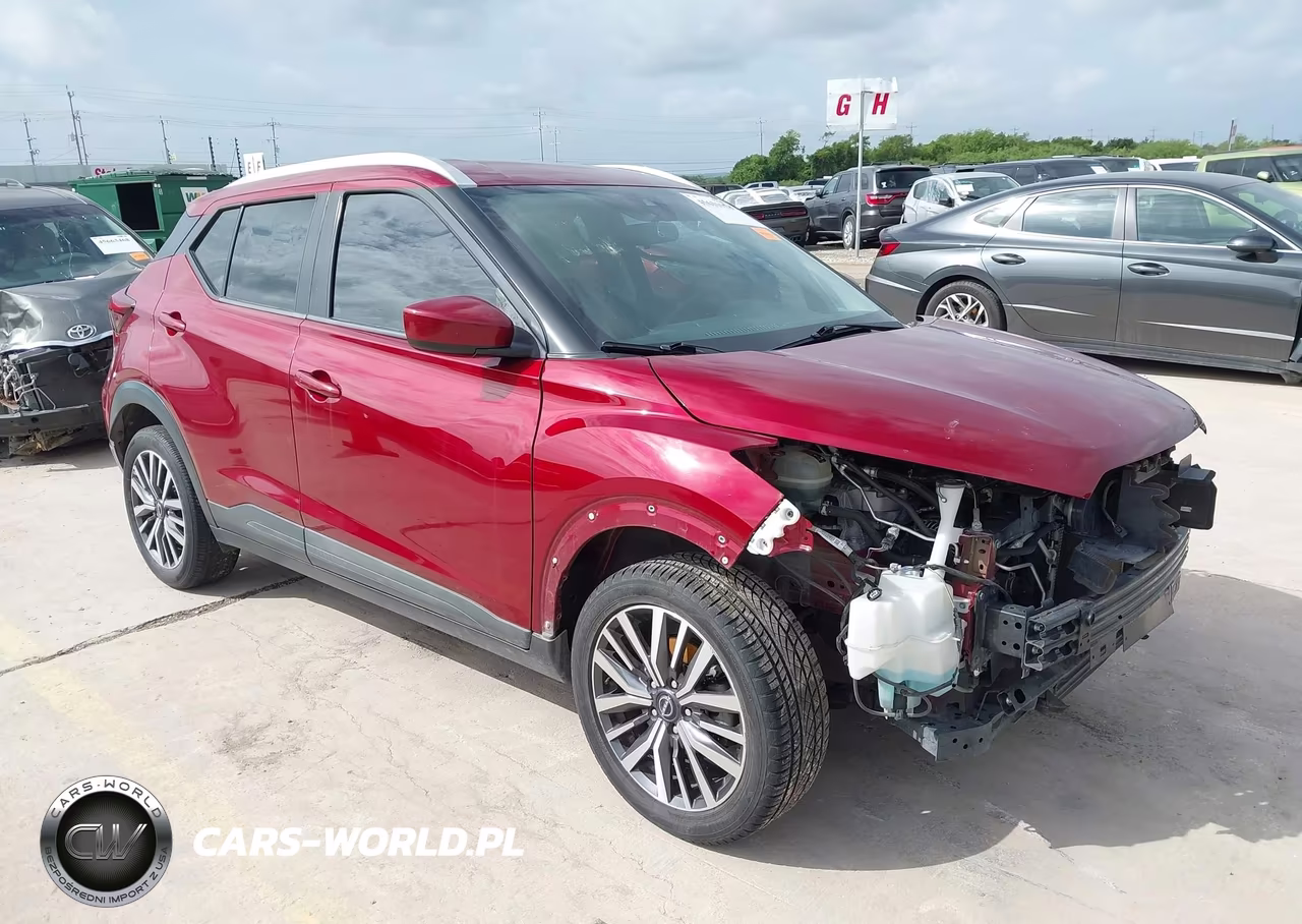 2022 Nissan Kicks Sv Xtronic Cvt