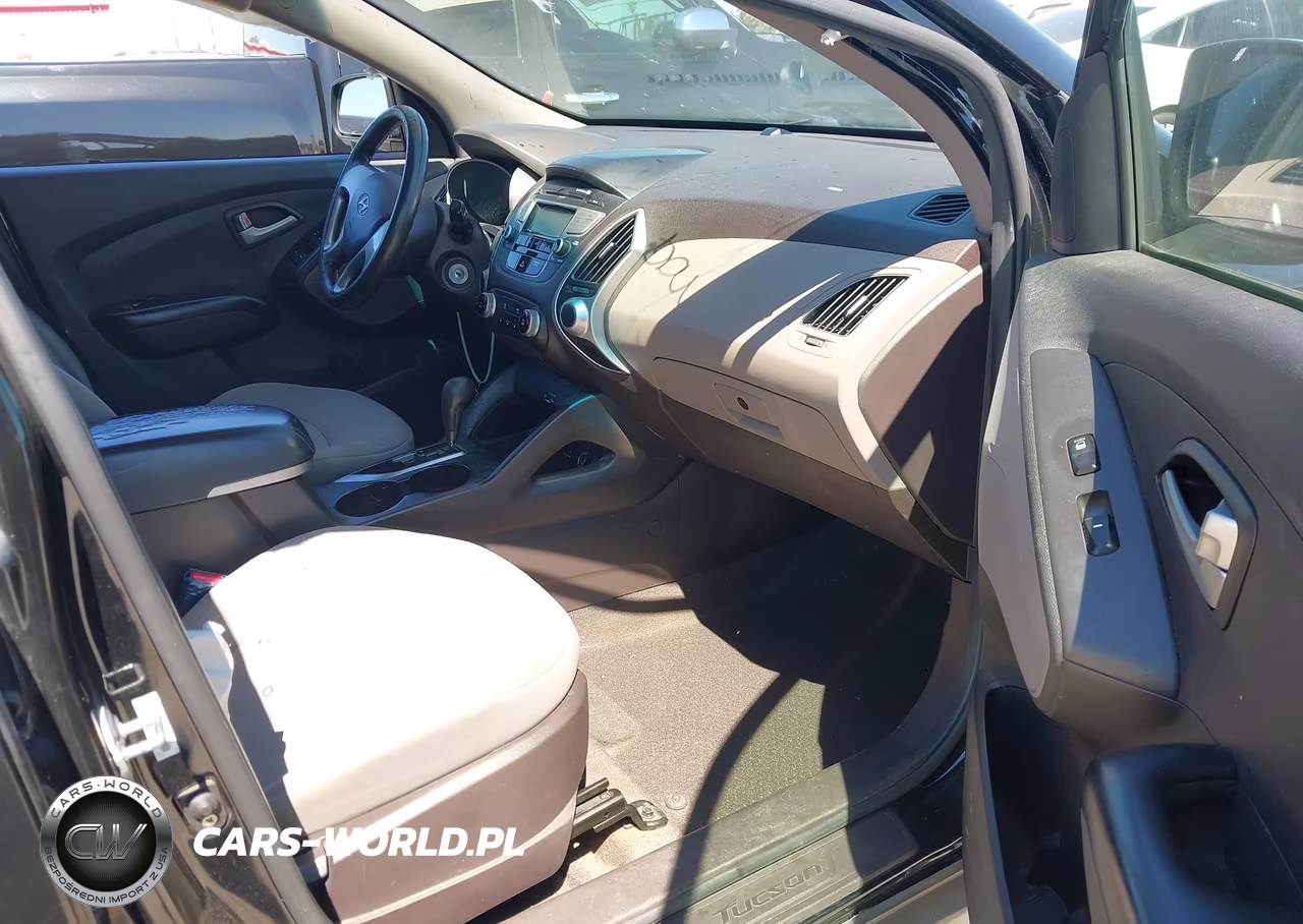 2012 Hyundai Tucson Gl VIN:KM8JT3AB9CU511633 - 5