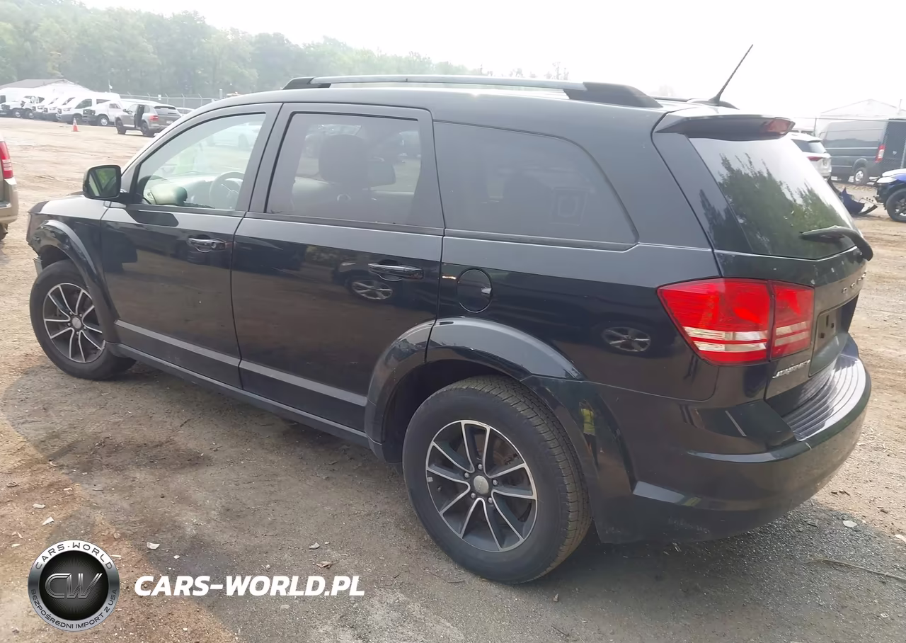 2017 Dodge Journey Se VIN:3C4PDCAB7HT670762 - 3