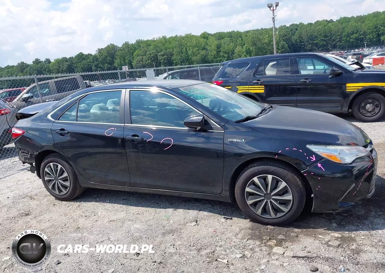 2015 Toyota Camry Hybrid Le VIN:4T1BD1FK8FU167585 - 14
