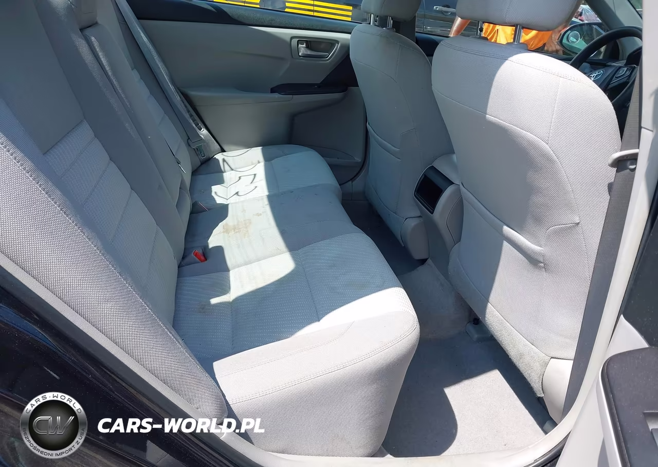 2015 Toyota Camry Hybrid Le VIN:4T1BD1FK8FU167585 - 8