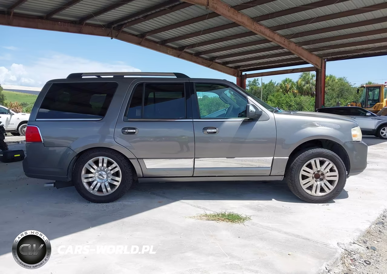2013 Lincoln Navigator VIN:5LMJJ2H5XDEL04838 - 13