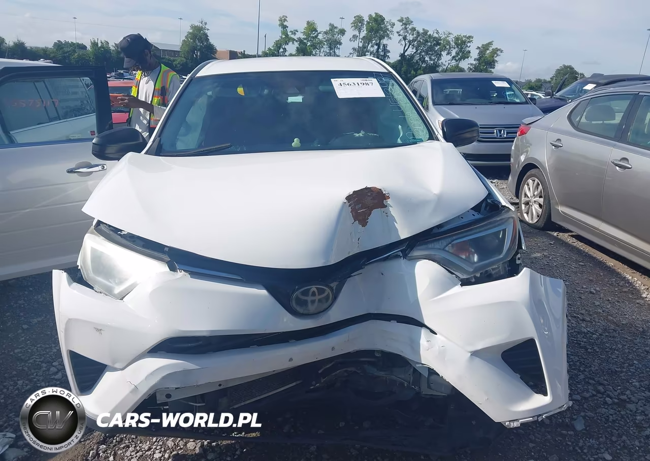 2018 Toyota Rav4 Le VIN:2T3ZFREV8JW431312 - 12