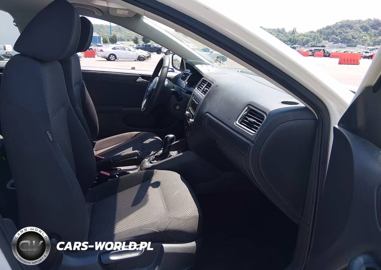 2012 Volkswagen Jetta 2.0L S VIN:3VW2K7AJ8CM120615 - 5