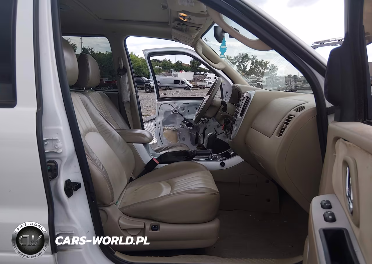 2005 Mercury Mariner Luxury-Premier VIN:4M2CU56115DJ21130 - 5