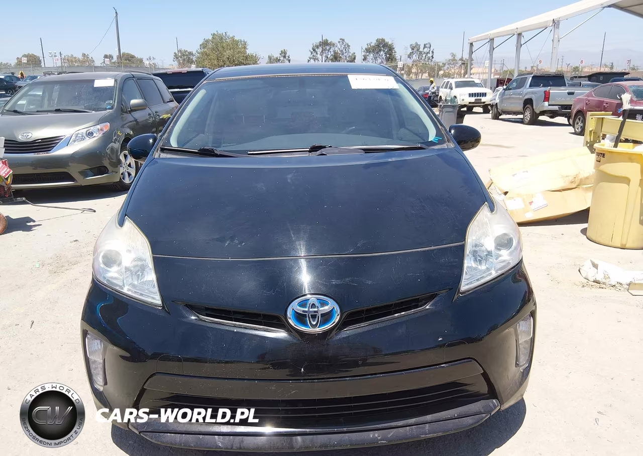 2015 Toyota Prius Four VIN:JTDKN3DU2F1960397 - 11