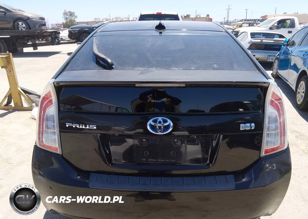2015 Toyota Prius Four VIN:JTDKN3DU2F1960397 - 15