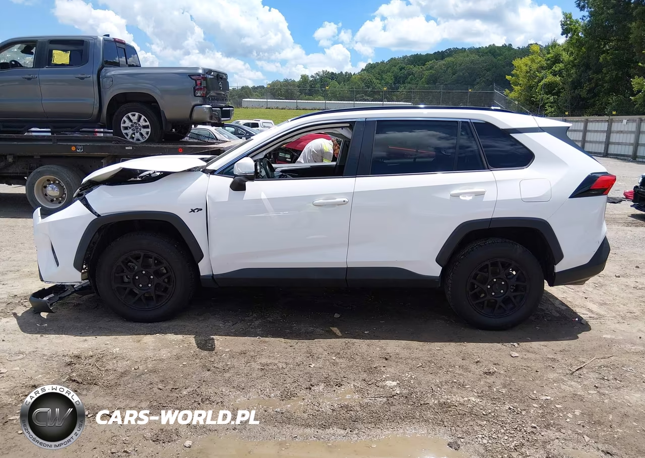 2021 Toyota Rav4 Xle VIN:2T3W1RFV4MC163297 - 14